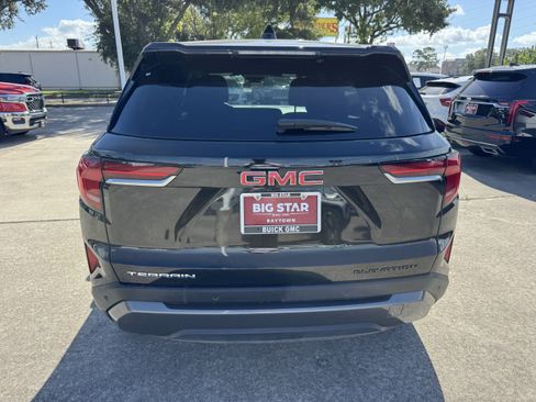 Used 2026 GMC Terrain Elevation w/ LPO, Floor Liner Package FWD image 7