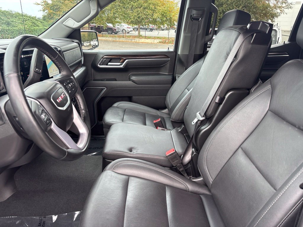 Used 2025 GMC Sierra 1500 SLT AWD/4WD image 31