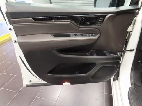 Used 2019 Honda Odyssey Elite image 14