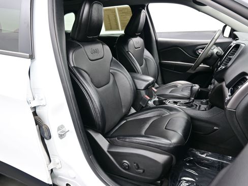 Used 2022 Jeep Cherokee Limited image 15