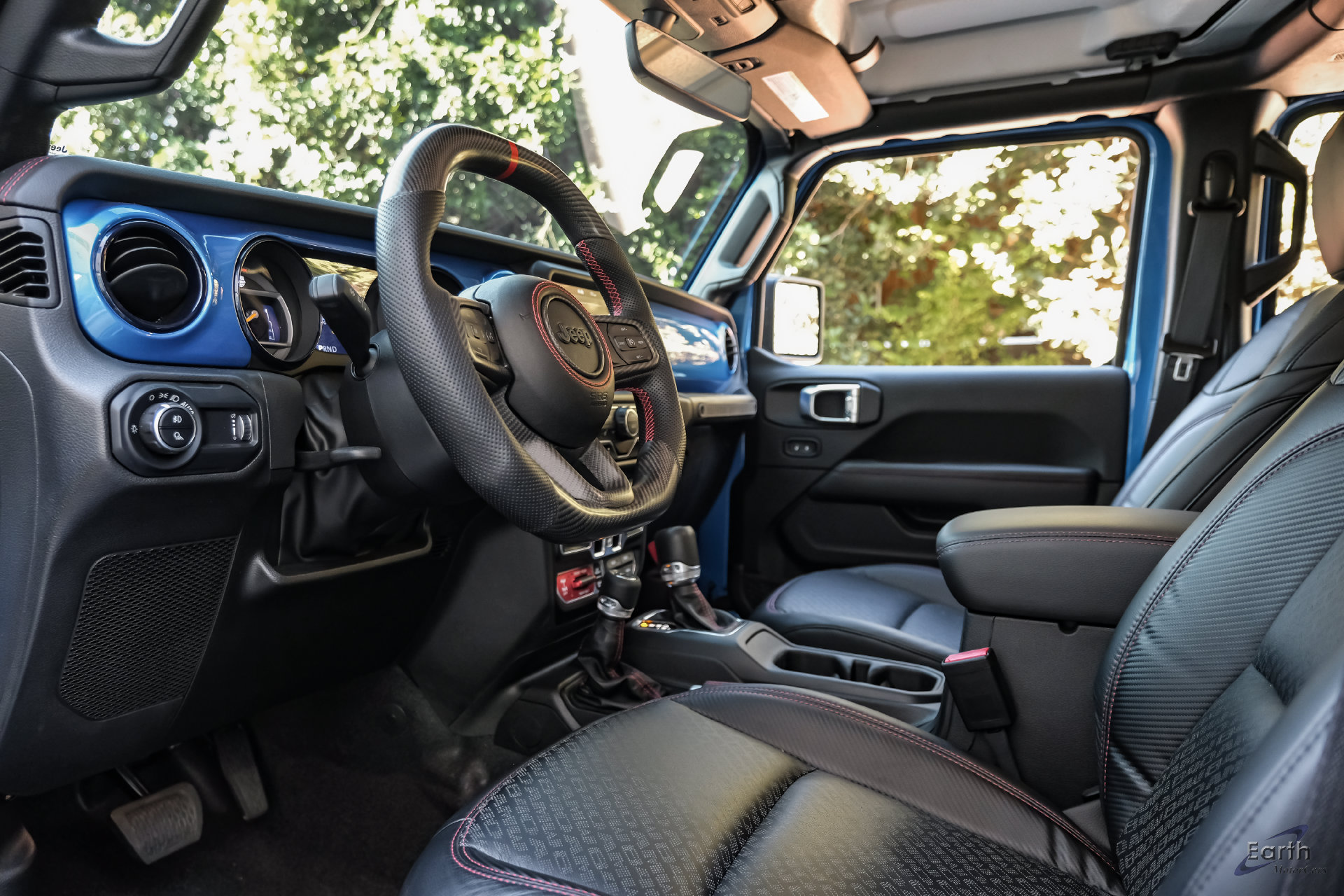 Used 2023 Jeep Gladiator Rubicon w/ LED Lighting Group AWD/4WD image 46