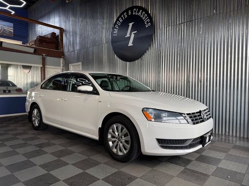 Used 2015 Volkswagen Passat 1.8T Wolfsburg Edition FWD image 2