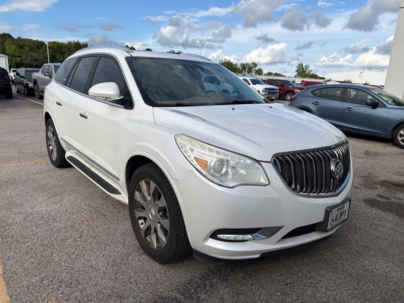 Used 2016 Buick Enclave Premium w/ Experience Buick Package FWD image 1