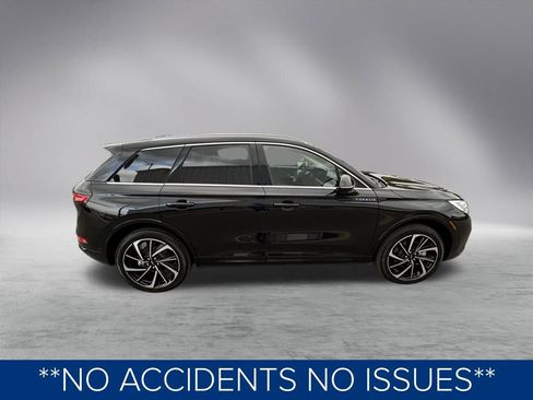 Used 2023 Lincoln Corsair Grand Touring w/ Equipment Group 302A image 3