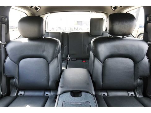 Used 2024 Nissan Armada SL w/ Midnight Edition Package image 11