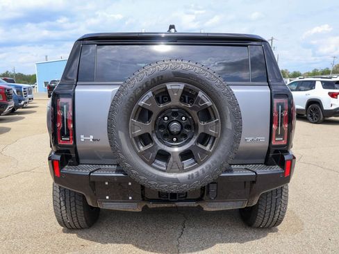 New 2026 GMC Hummer EV 3X w/ Carbon Fiber Edition Package image 4