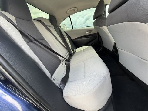 Used 2020 Toyota Corolla LE FWD image 9