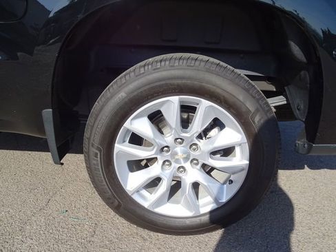 Used 2023 Chevrolet Silverado 1500 Custom RWD image 8