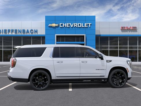 New 2026 GMC Yukon XL Denali Ultimate AWD/4WD image 5