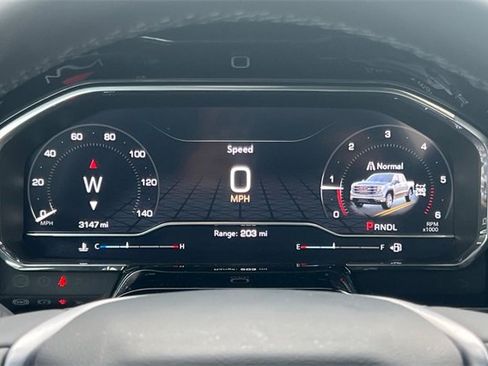 Used 2025 GMC Sierra 1500 Elevation image 33