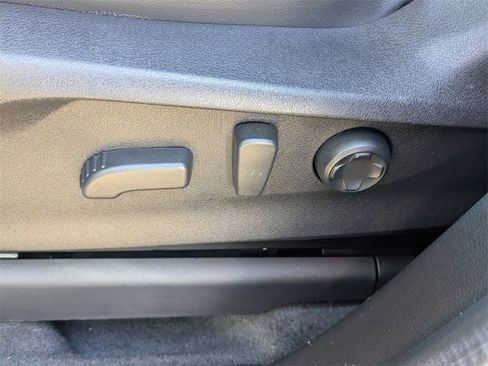 Certified 2025 Subaru Ascent Bronze Edition w/ Onyx Package image 21