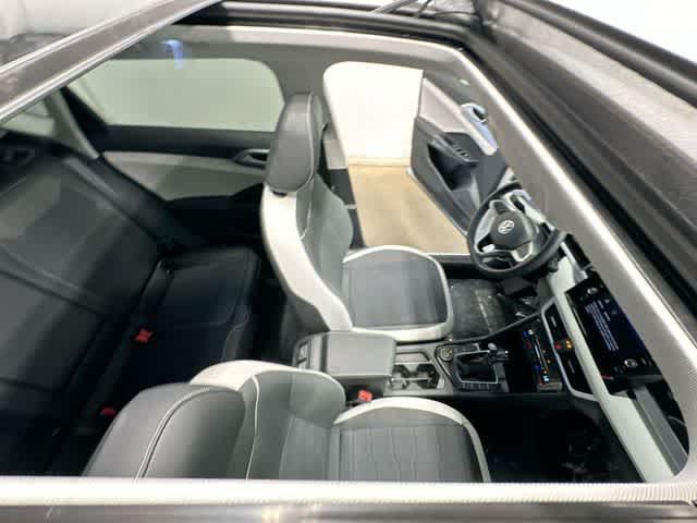 New 2026 Volkswagen Taos SE AWD/4WD image 6