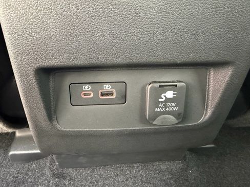 Certified 2025 Nissan Frontier PRO-4X w/ Pro Premium Package AWD/4WD image 13