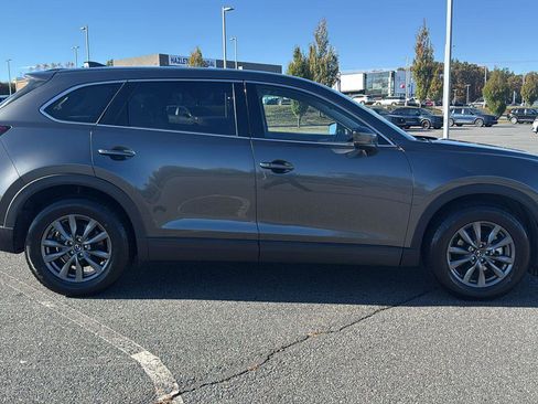 Used 2022 MAZDA CX-9 Touring image 4
