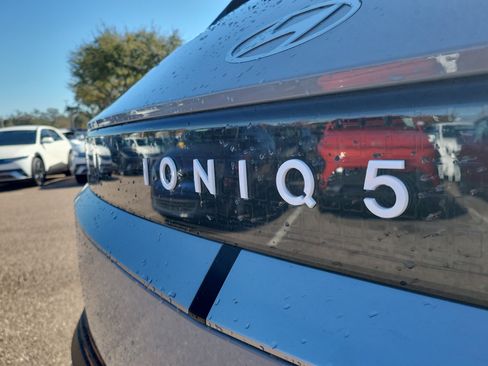 New 2026 Hyundai Ioniq 5 SE image 6