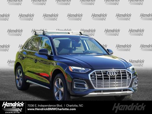 Used 2023 Audi Q5 2.0T Premium w/ Convenience Package AWD/4WD image 1