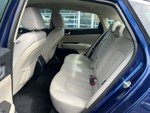 Used 2016 Kia Optima LX w/ LX Convenience Package image 12