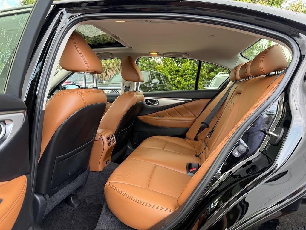 Used 2023 INFINITI Q50 Luxe w/ Cargo Package RWD image 11