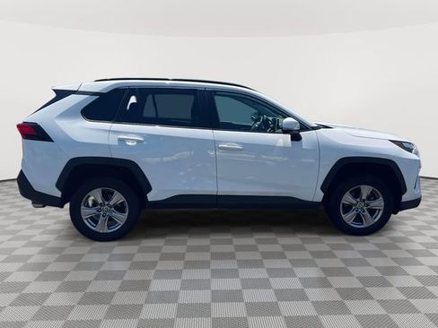 Used 2024 Toyota RAV4 XLE FWD image 5