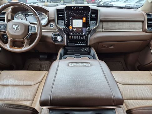 Used 2019 RAM 1500 Limited AWD/4WD image 16