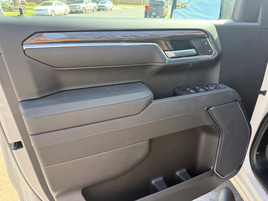 New 2026 Chevrolet Silverado 1500 RST w/ LPO, Liner Protection Package AWD/4WD image 9