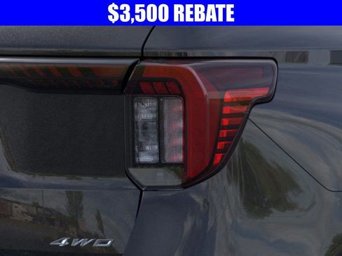 New 2026 Ford Explorer Active w/ Active Comfort Package image 21