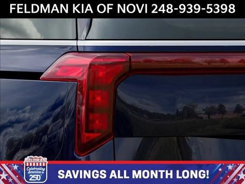 New 2026 Kia Carnival LX FWD image 11