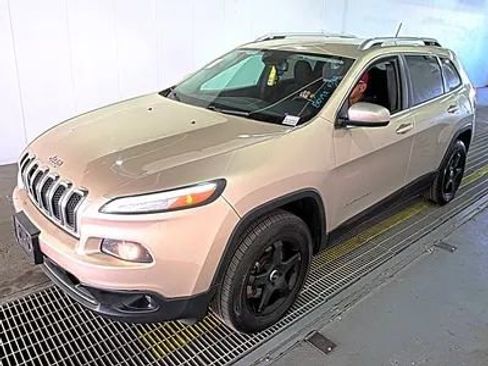 Used 2015 Jeep Cherokee Latitude image 1