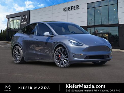 Used 2022 Tesla Model Y Performance AWD/4WD image 1