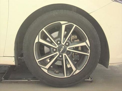 Used 2023 Kia Forte LXS FWD image 26