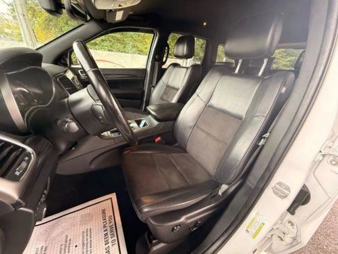 Used 2020 Jeep Grand Cherokee Altitude image 14