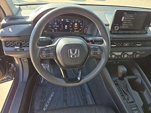 Used 2024 Honda Accord EX image 42