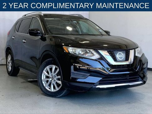 Used 2017 Nissan Rogue SV FWD image 1