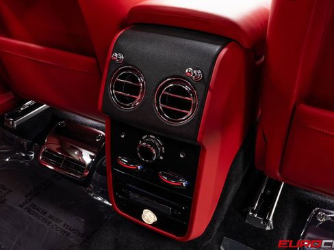 Used 2023 Rolls-Royce Cullinan w/ Cullinan Package AWD/4WD image 42