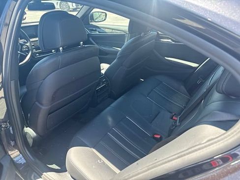 Used 2020 BMW 530i xDrive w/ Premium Package AWD/4WD image 14