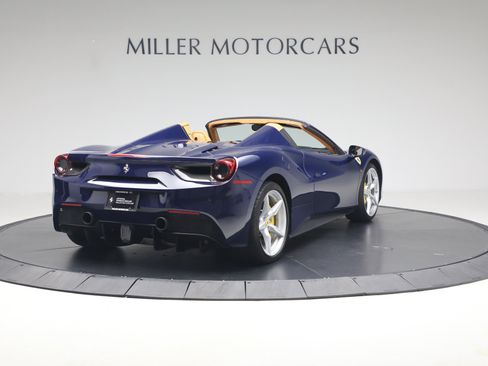Certified 2017 Ferrari 488 Spider RWD image 7