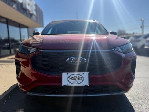 Certified 2024 Ford Escape ST-Line image 2
