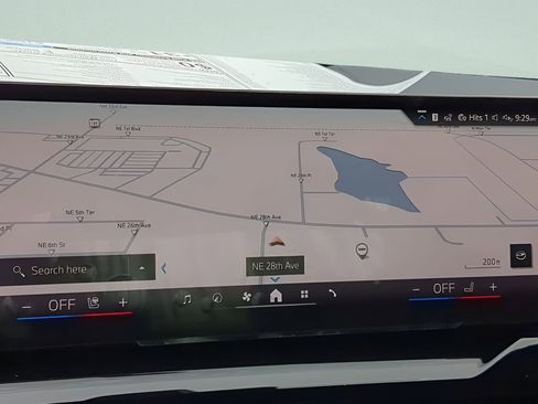 New 2025 BMW 530i w/ Premium Package image 22