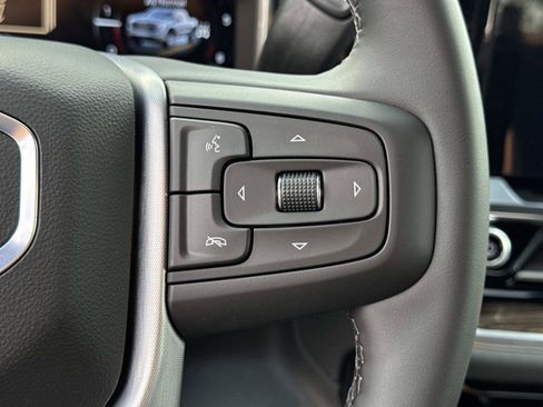 New 2026 GMC Sierra 1500 Elevation image 12