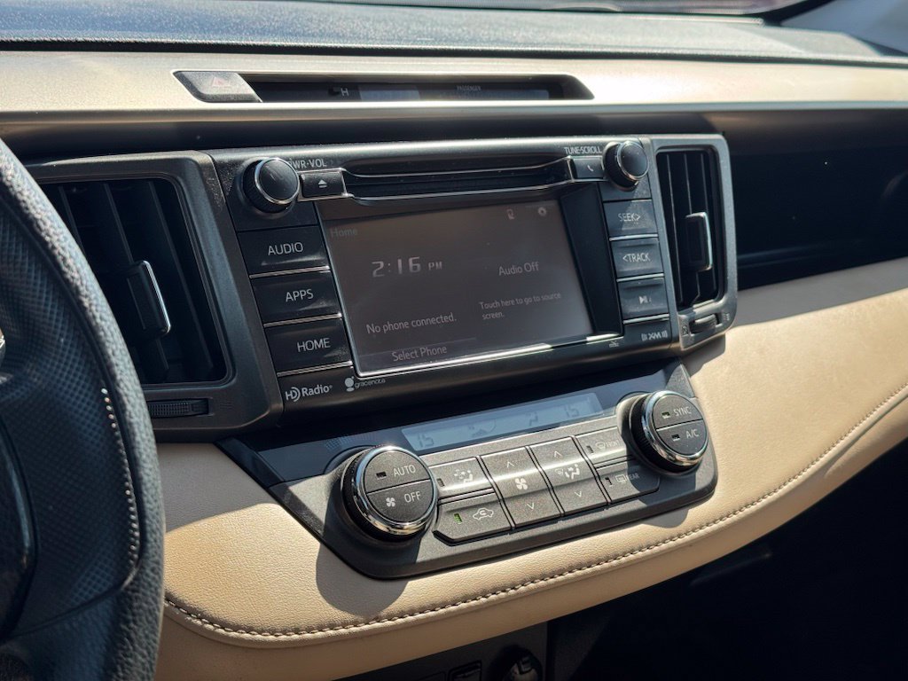 Used 2014 Toyota RAV4 XLE FWD image 14