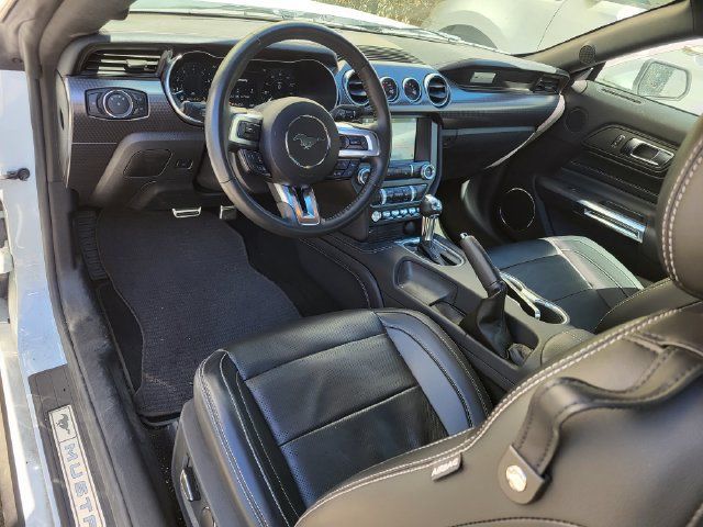 Used 2019 Ford Mustang GT Premium w/ GT Performance Package RWD image 14