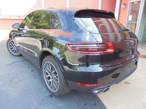 Used 2018 Porsche Macan GTS AWD/4WD image 28