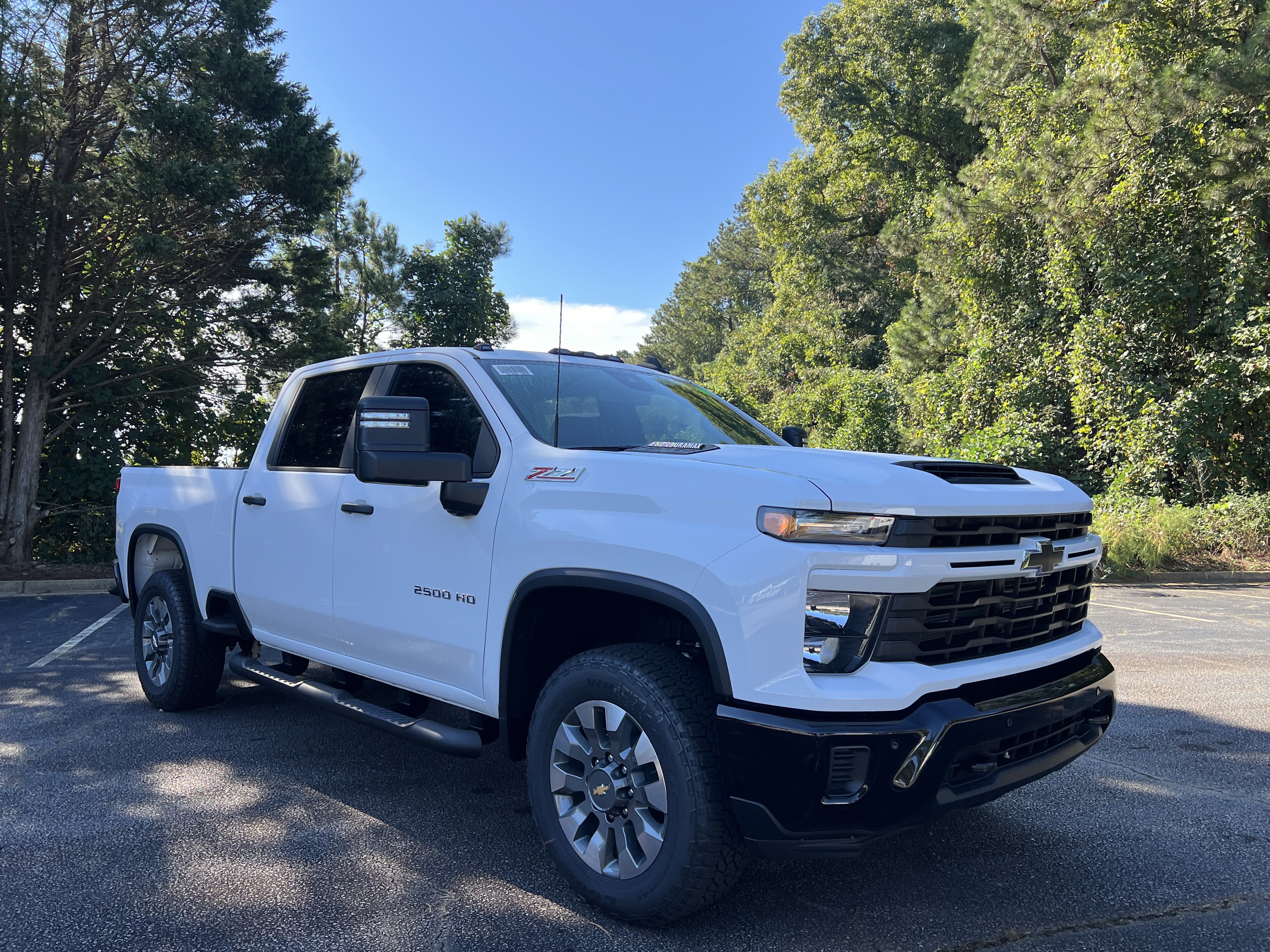 New 2026 Chevrolet Silverado 2500 Custom w/ Custom Value Package AWD/4WD image 2
