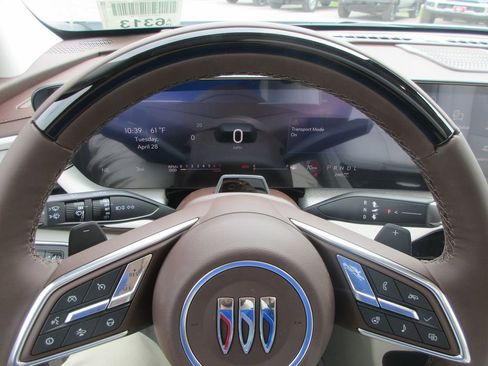 New 2026 Buick Enclave Avenir AWD/4WD image 19