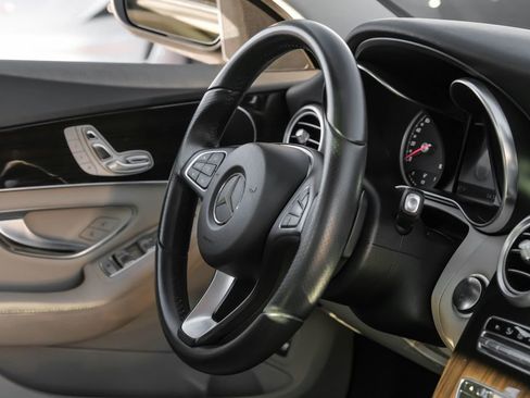 Used 2018 Mercedes-Benz C 300 Sedan image 11