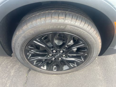 New 2025 Chevrolet Blazer LT w/ LPO, Black Sport Package image 4