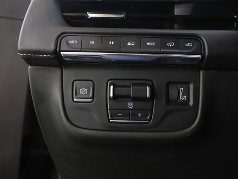 Used 2021 Cadillac Escalade Sport Platinum w/ LPO, ONYX Package image 34