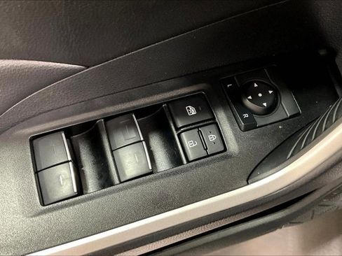 Certified 2025 Toyota RAV4 XLE image 40