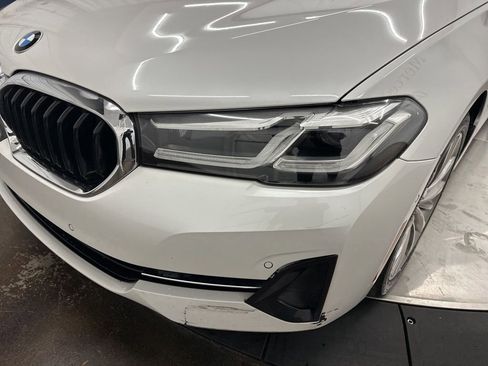 Used 2021 BMW 540i w/ Premium Package image 31