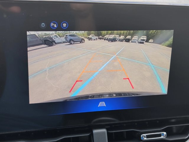 New 2027 Chevrolet Equinox LT FWD image 14